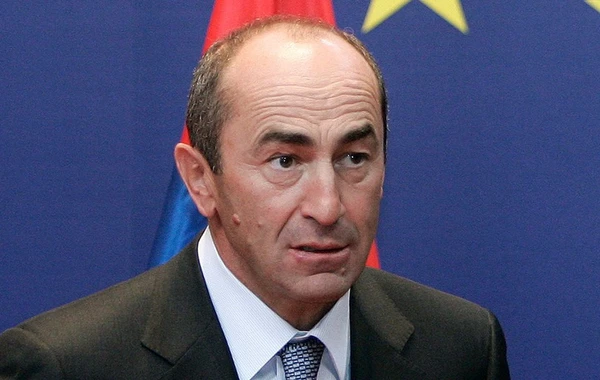 Robert Köçəryan Ermənistanı tərk edib