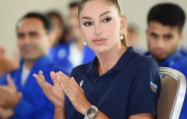 İlham Əliyev və Mehriban Əliyeva Konyada nəticə əldə etmiş idmançılarla görüşüblər - YENİLƏNİB