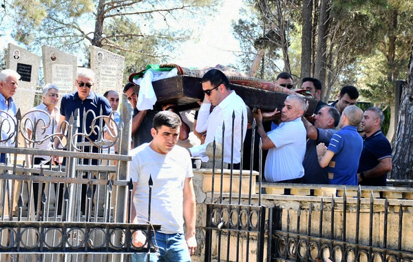 Kimyaçı alim vəfat edib - FOTO