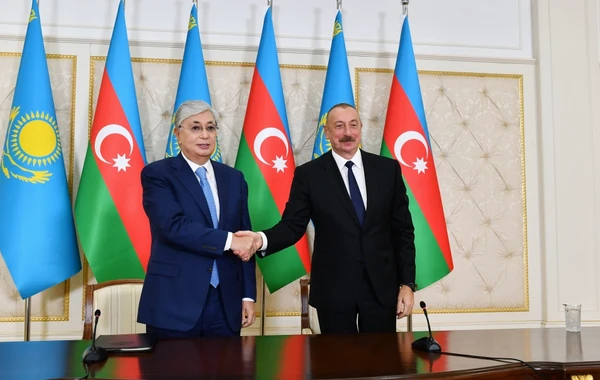 Azərbaycan və Qazaxıstan prezidentləri mətbuata bəyanatlarla çıxış ediblər - TAM MƏTN - FOTO