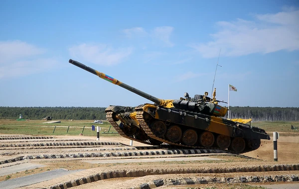 “Tank biatlonu” müsabiqəsinin yarımfinal mərhələsi keçirilib - FOTO