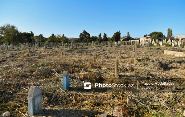 Üç əsrdən çox yaşı olan Məmmədbağır qəbiristanlığı - FOTOREPORTAJ