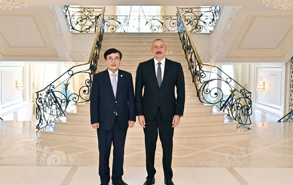 İlham Əliyev Koreya Respublikası Prezidentinin xüsusi nümayəndəsini qəbul edib - FOTO