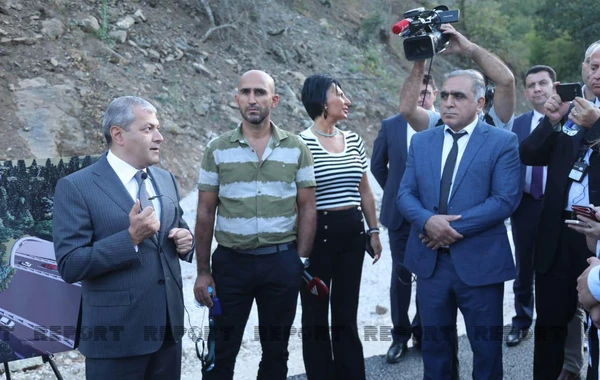 Xarici diplomatlar Əhmədbəyli-Füzuli-Şuşa avtomobil yolu üzərində tikintisi yekunlaşmaqda olan tunellə tanış olublar