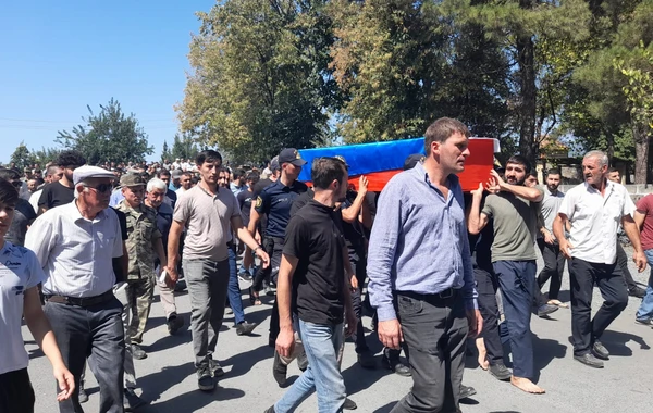 Похоронен погибший в ДТП военнослужащий азербайджанской армии - ФОТО