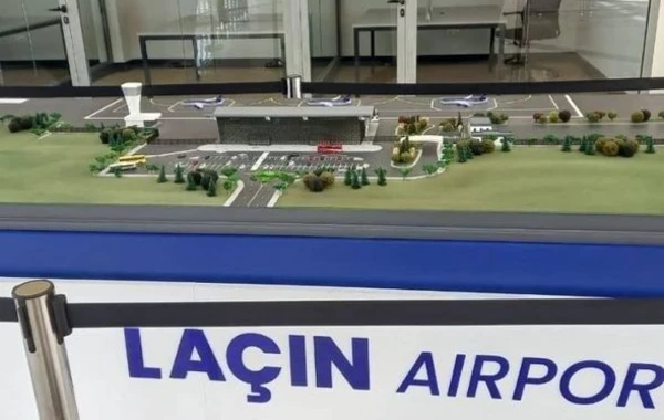 Laçındakı Beynəlxalq Aeroportun maketinin görüntüləri yayılıb - FOTO