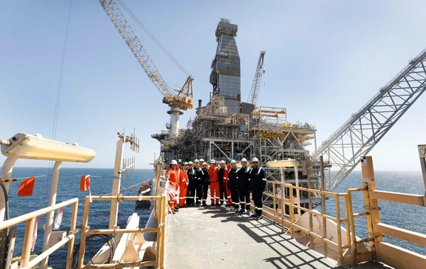 SOCAR BP-nin bir neçə əməkdaşını təşəkkürnamə ilə təltif edib - FOTO