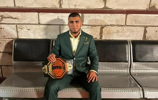 Azərbaycanın MMA döyüşçüsü ən nüfuzlu liqalardan birinin çempionu oldu - FOTO/VİDEO