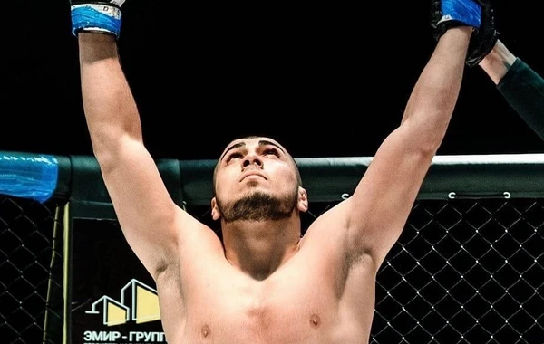Azərbaycanın MMA döyüşçüsü ən nüfuzlu liqalardan birinin çempionu oldu - FOTO/VİDEO