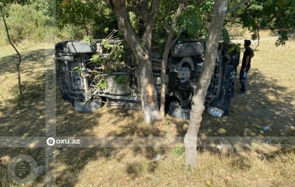 İsmayıllıda maşın aşdı - FOTO