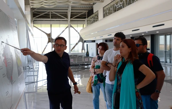 Bir qrup yerli və xarici rəssam Füzuliyə səfər edib - FOTO