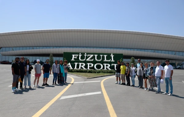 Bir qrup yerli və xarici rəssam Füzuliyə səfər edib - FOTO