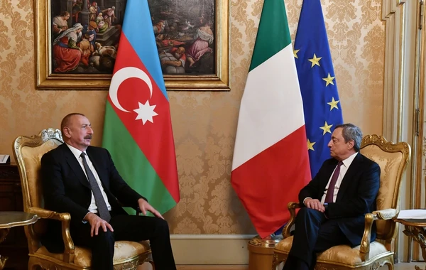 Prezident İlham Əliyev İtaliya Nazirlər Şurasının sədri ilə görüşüb - FOTO