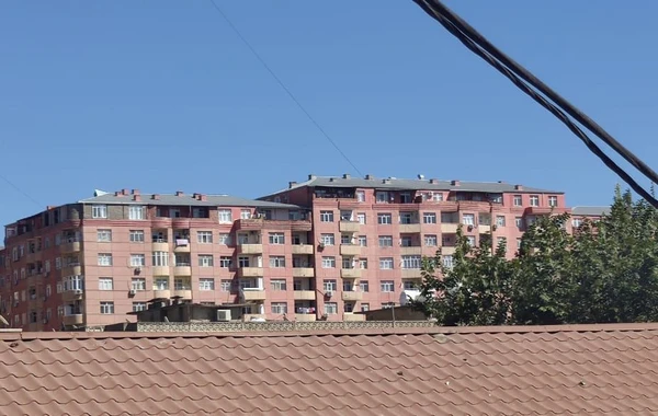 18 mərtəbəli binanın 19-cu mərtəbəsi - Yasamalda ucuz qiymətə satılan mənzillər necə tikilir? - FOTO