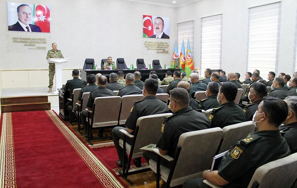 Azərbaycan Ordusunun Baş Qərargah rəisi Quru Qoşunlarında olub - FOTO