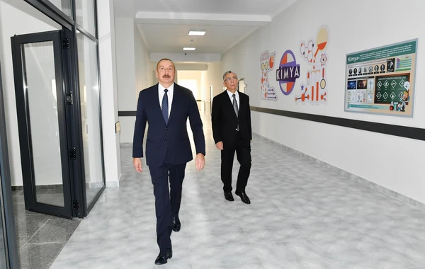 Prezident Bakıda yeni inşa edilən məktəb kompleksində yaradılan şəraitlə tanış olub - FOTO