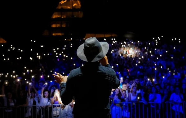 Zamiqin konserti baş tutdu - FOTO