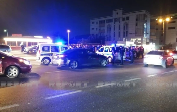 Bakıda avtomobil gənc oğlanı vuraraq öldürüb - FOTO