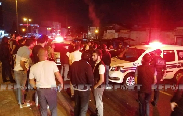 Bakıda avtomobil gənc oğlanı vuraraq öldürüb - FOTO