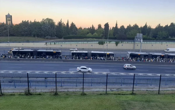 Türkiyədə dəhşətli zəncirvari qəza - Yaralılar küçələrə töküldü - VİDEO