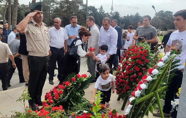 Şəhidlərin xatirəsinə həsr olunan anım mərasimləri keçirildi - FOTO