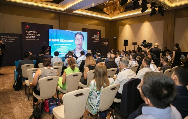 HUAWEI şirkəti Bakı Şəbəkə İnnovasiya Sammitini təşkil edib - FOTO