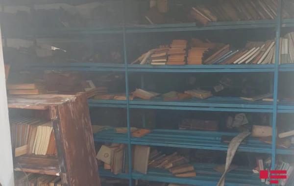 Пожар в библиотеке Азербайджанского государственного аграрного университета потушен - ФОТО + ОБНОВЛЕНО