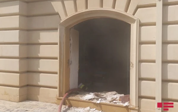 Пожар в библиотеке Азербайджанского государственного аграрного университета потушен - ФОТО + ОБНОВЛЕНО