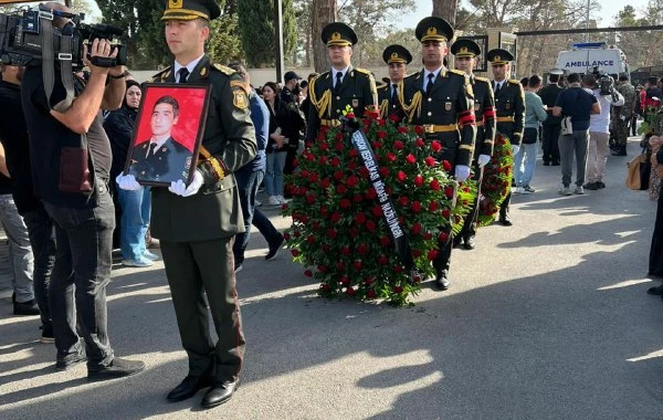 Uşaq evində böyüyən şəhidimiz dəfn edilir - FOTO