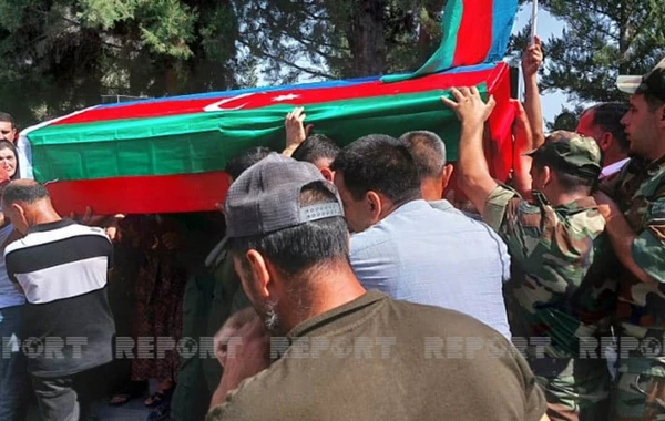 XTQ-nin şəhid giziri Kürdəmirdə dəfn edilib - FOTO