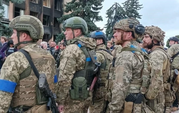 Зеленский отправился в ​​освобожденный Изюм - ФОТО