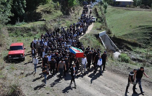 Şəhid Səddam Hüseynov Tovuzda torpağa tapşırılıb - FOTO