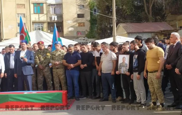 Vəfat etmiş Vətən müharibəsi qazisi torpağa tapşırılıb - FOTO - YENİLƏNİB