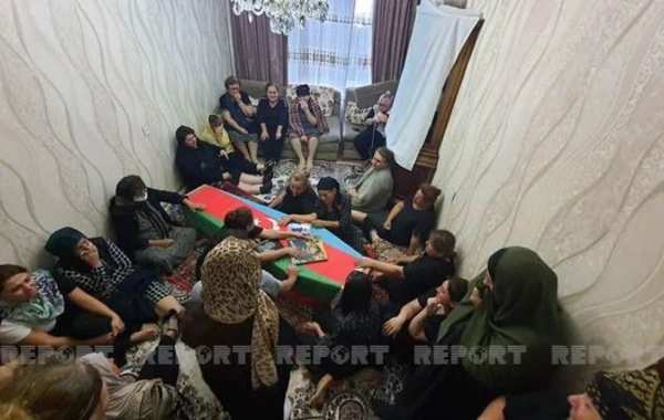 Vəfat etmiş Vətən müharibəsi qazisi torpağa tapşırılıb - FOTO - YENİLƏNİB