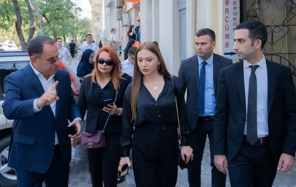 Bu tarixi binalara edilən müdaxilələr söküldü - FOTO