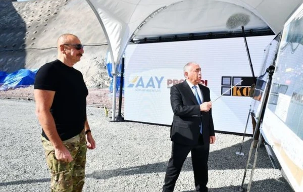 Ильхам Алиев ознакомился с новым тоннелем, строящимся на автодороге Кельбаджар - Лачын