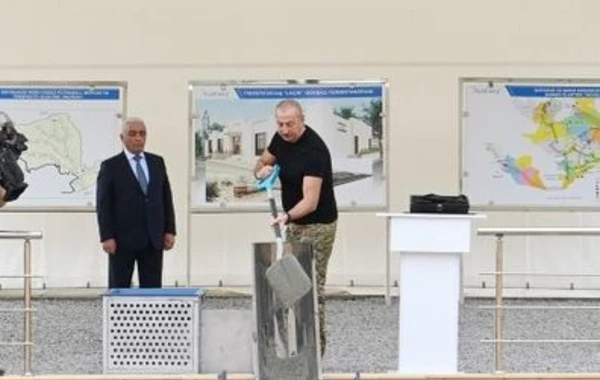 Президент Азербайджана принял участие в закладке фундамента узловой подстанции "Лачын" - ФОТО