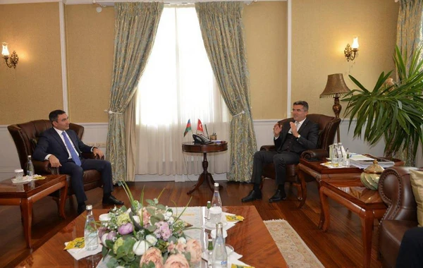 Şuşa və Ərzurum arasında qardaşlaşmış şəhərlər haqqında protokol imzalanıb - FOTO