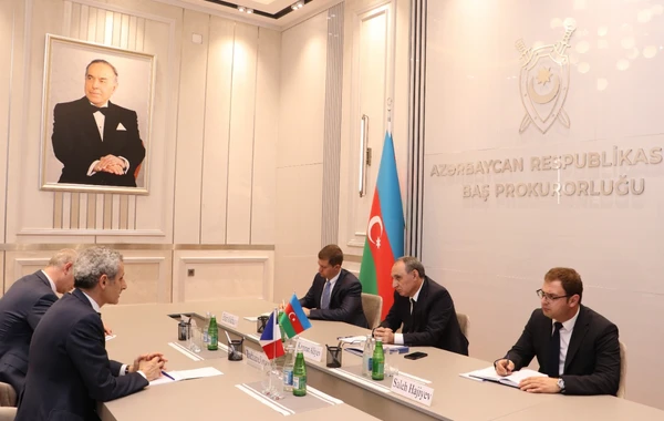 Baş prokuror Fransanın ölkəmizdəki səfiri ilə görüşüb - FOTO