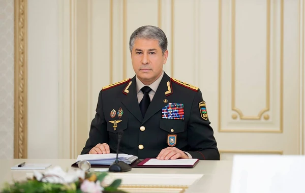Vilayət Eyvazov daxili işlər orqanlarının şəxsi heyətini Polis Günü münasibətilə təbrik edib