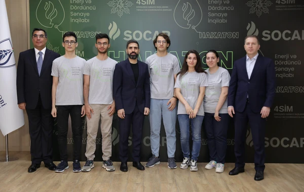 Rövşən Nəcəf: “Bərpa olunan enerji resurslarının tətbiqi regionun enerji təhlükəsizliyini gücləndirəcək”