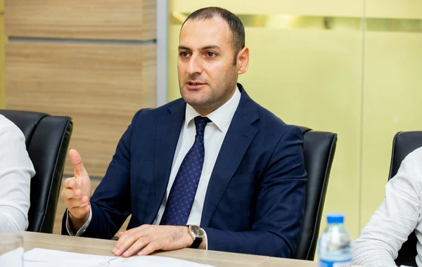 YAŞAT вручил премии членам семей шехидов, впервые ставших студентами - ФОТО