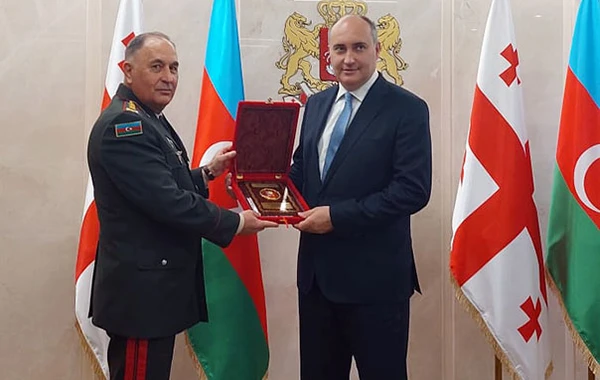 Kərim Vəliyev Gürcüstanın müdafiə naziri ilə görüşüb - FOTO