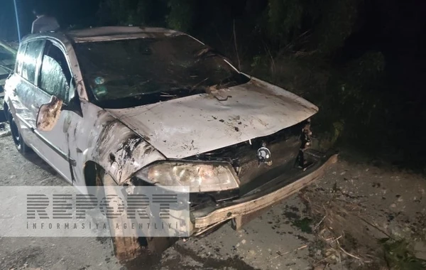 Тяжелое ДТП в Азербайджане: автомобиль упал в коллектор, есть погибшие - ФОТО