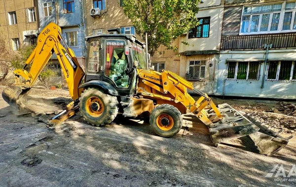 Bakının daha bir küçəsi təmir edilir - FOTO