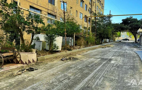 Bakının daha bir küçəsi təmir edilir - FOTO