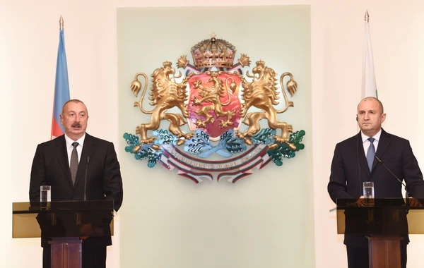 Президенты Азербайджана и Болгарии выступили с заявлениями для печати - ФОТО
