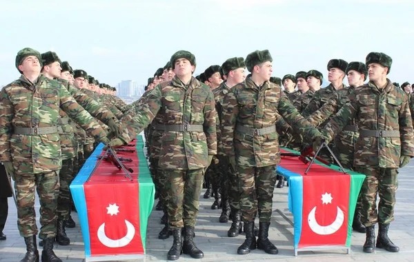 Azərbaycanda hərbi xidmətə növbəti çağırış başlayıb