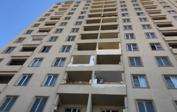 Bakıda 4 yaşlı uşaq binanın 4-cü mərtəbəsindən düşərək ölüb