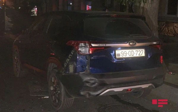 В Баку столкнулись 6 автомобилей, есть пострадавшие - ФОТО